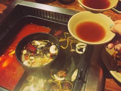 -老牌坊云南鱼豆花火锅(爱建店)