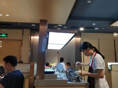 -海底捞火锅(高新万达店)