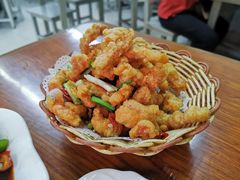-胡子饮食店