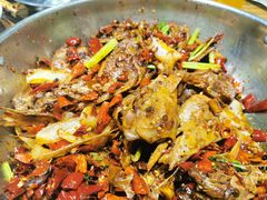 爆辣干锅鸭头-安诚居干锅鸭头(八角店)
