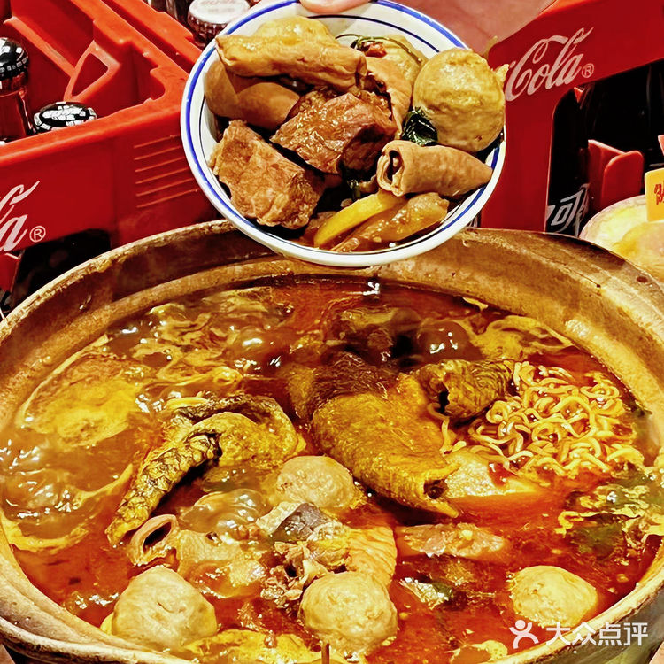 成都必吃的牛杂煲～暖洋洋哦