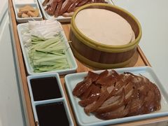 -六和聚传统烤鸭.天津菜(和平店)
