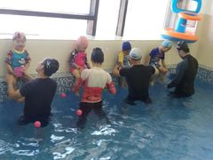 -爱乐游亲子游泳俱乐部