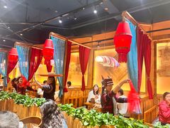 -老滇山寨•云南特色菜•地方菜•民族风情歌舞表演(金碧店)