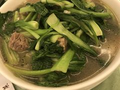 -东北四季饺子王(华山路店)