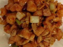 宫保鸡丁-鑫巴蜀小镇 · 水煮鱼专研店(玉桥店)