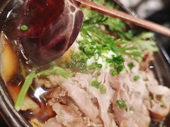 牛肉豆腐小锅-玄白·炭烤活鳗(上海首店)