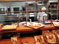 面包甜点陈列柜-巴黎贝甜(龙江店)