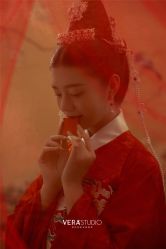 -至臻微拉婚纱摄影