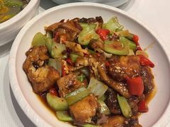 -客家大院·非遗赣南客家菜(郁孤台店)