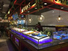 自助取餐区-钦瓦台时尚自助餐厅(银泰城店)