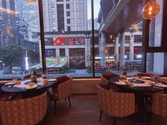 -斯普汇生蚝牛排馆(中骏世界城店)