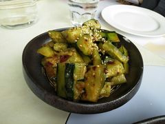 酸甜青瓜-樱花里音乐餐吧·牛扒椰子鸡(东圃店)
