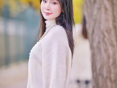 -三里屯东五街银杏大道