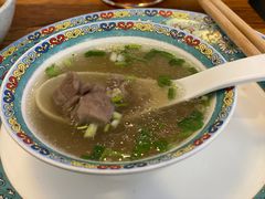 -毛辣果·贵州红酸汤牛肉火锅(西单店)