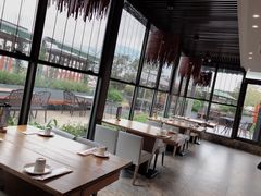 靠窗位-川流不息(北蔡休闲广场店)