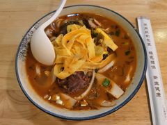 老酸菜牛肉面-阿彬生炒牛肉面(解放路店)