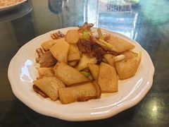 腊肉炒饵块-香满楼(临安路店)