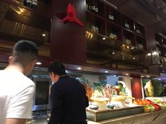 自助取餐区-鸿腾国际大酒店-海鲜姿造海鲜烤肉自助餐