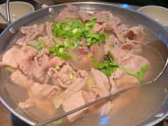 -肖四女乐山跷脚牛肉(南汇大学城生活广场店)