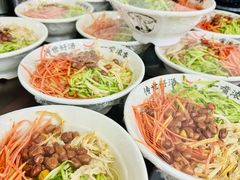 -牛一嘴·兰州牛肉面·大盘鸡(财富中心店)