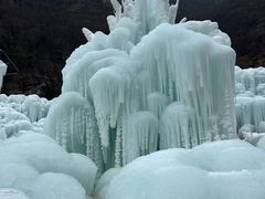 -大平台龙居瀑布旅游区