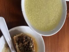 小米粥-宝瑞门钉肉饼店