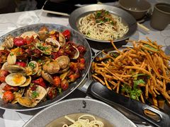 -巴厘龙虾·榜首油焖大虾(音乐学院·沿江酒馆店)