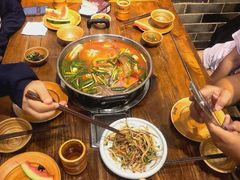 -亮欢寨酸汤鱼(沙冲路店)