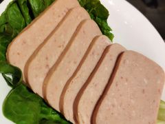 -虾弄弄海派小龙虾·牛羊蝎子火锅