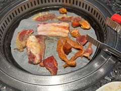 -阪尚皇·原切牛排·烤肉火锅自助(北京路店)
