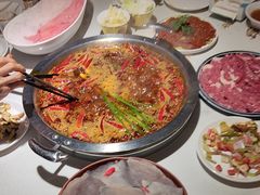 -茅草房·河畔园林火锅