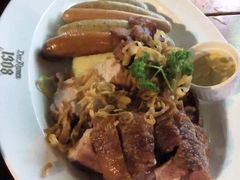 皇冠自酿啤酒坊-皇冠自酿啤酒坊(中国红街5号楼店)