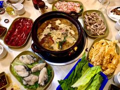 -胡须佬鸡煲四季火锅(龙珠大道店)