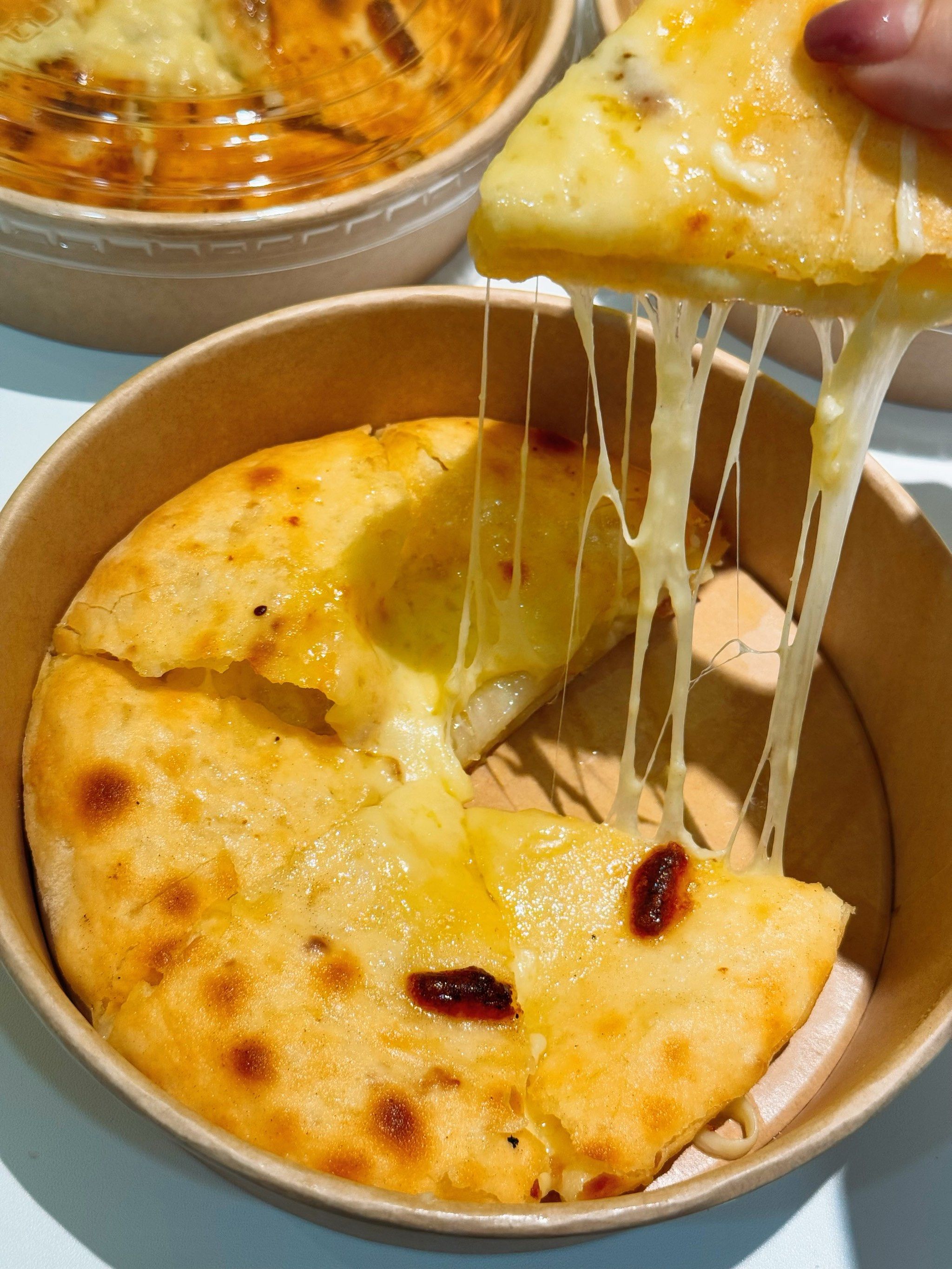 来杭州一定要吃‼️无敌爆浆榴莲拉丝芝士饼🔥