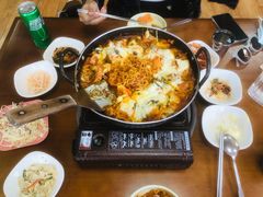 -亲昵春川鸡排(韩国美食街店)