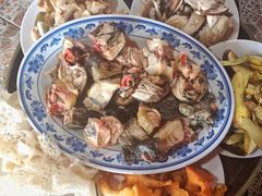 -东巴谷野生菌火锅餐厅