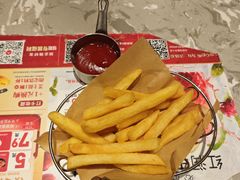 -必胜客(乐山世豪PH店)