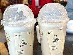 -喜茶(迪士尼小镇·平行宇宙店)