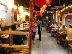 大堂-锅来乐地锅鸡(安亭店)