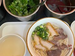 牛肉脆皮拼盘米粉-1817大碗牛肉粉
