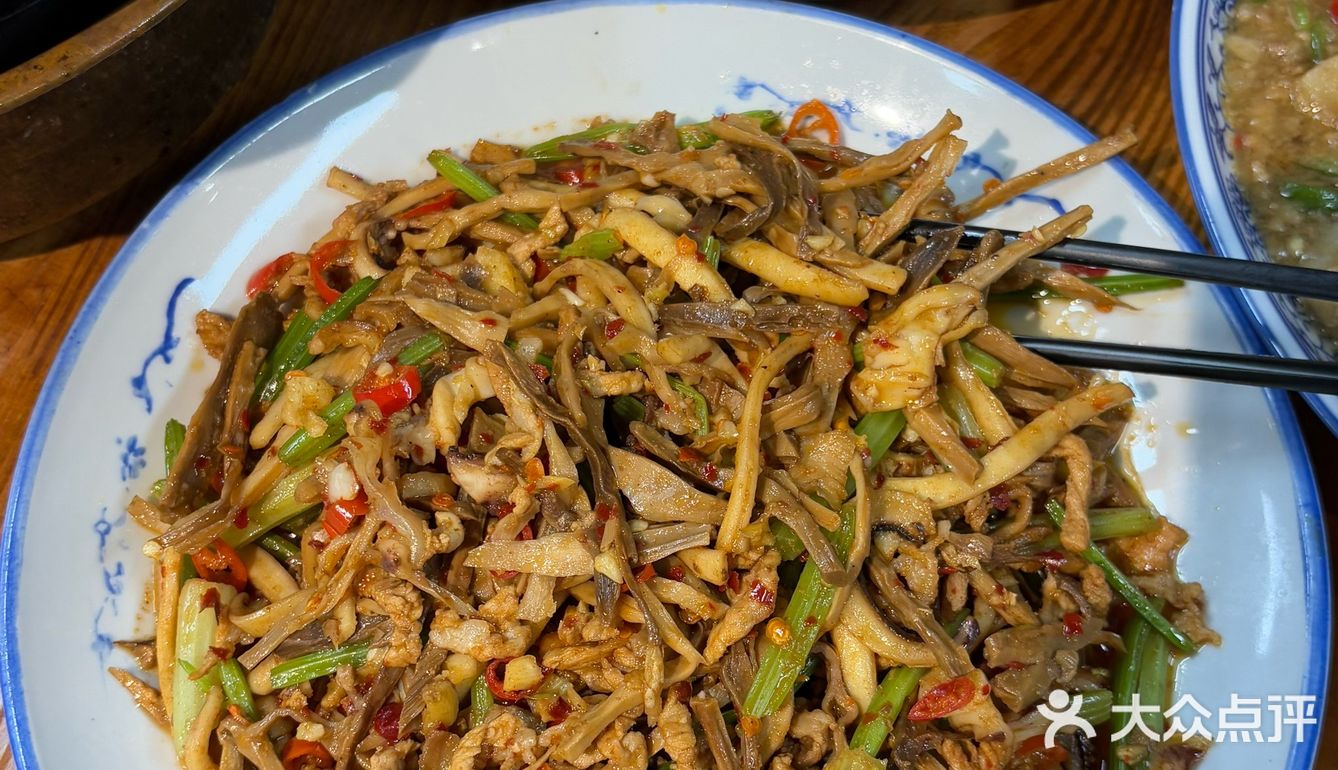 景德镇真诚分享无广。。。地地道道的家常菜🥵
