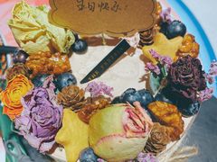 -小苍兰风铃草·礼物蛋糕(沈阳店)