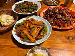 -柴窝堡22号辣子鸡·传承新疆菜