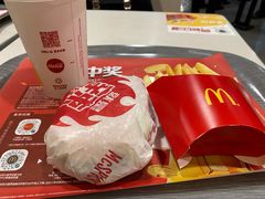 -麦当劳(轻轨曹杨路店)