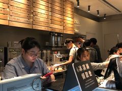-喜茶(上海兴业太古汇店)