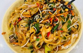 Signature Stir-Fried Pork Offal Noodles