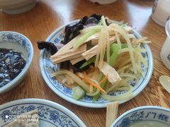 素凉菜-门框胡同百年卤煮(新街口店)