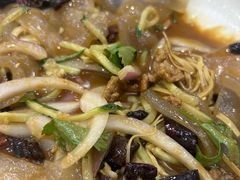 -鹤乡东北菜(崮山路店)