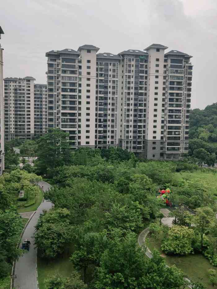 打分 科城山庄环境很好 空气清新 特别适合居住